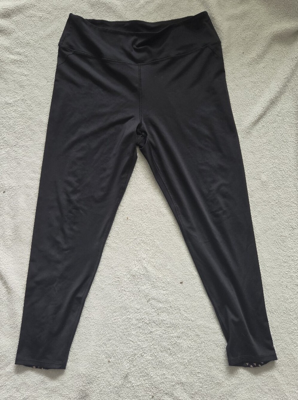 ●2 FOR $30● La SENZA Black Leggings With Pink Fishnet Design